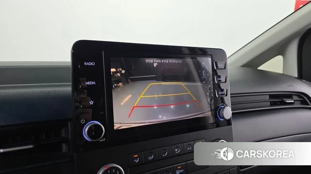 Hyundai Staria 2022 Белый из Кореи, фото 4