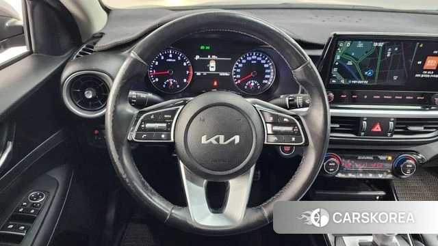 Kia The New K3 2nd generation 2023 Серый из Кореи, фото 4