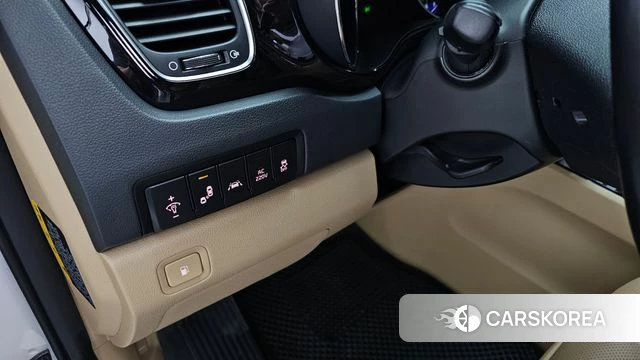 Kia The New Carnival 2018 Белый из Кореи, фото 4