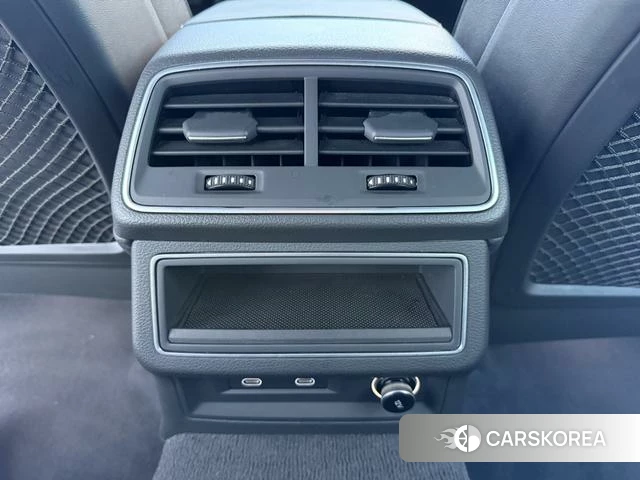 Audi A6L 2024 Черный из Китая, фото 4