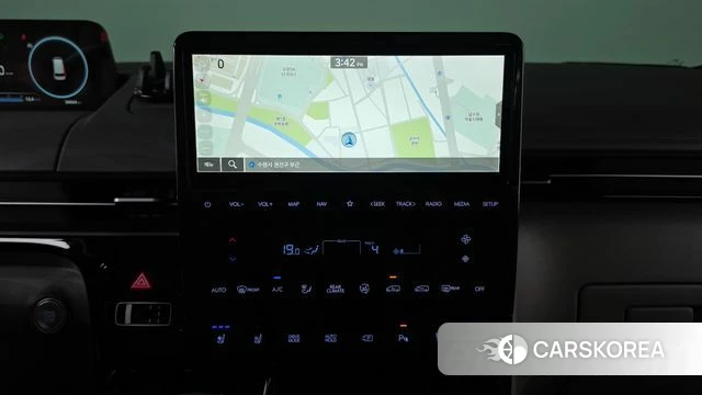 Hyundai Staria 2025 Белый из Кореи, фото 4