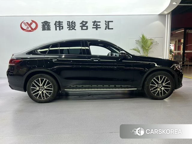 Mercedes-Benz GLC 2023 Черный из Китая, фото 4