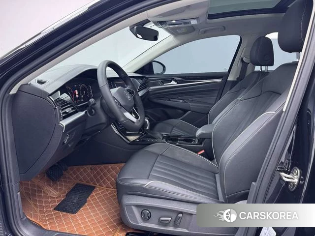 Volkswagen Passat 2023 Черный из Китая, фото 4