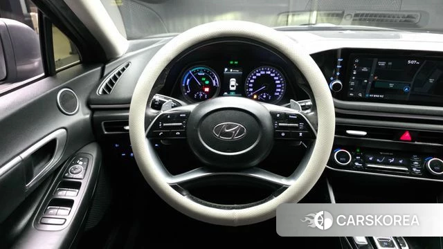 Hyundai Sonata Hybrid (DN8) 2022 Серебристо-серый из Кореи, фото 4
