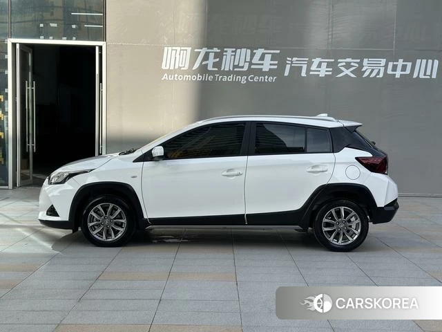 Toyota Yaris L 2021 Белый из Китая, фото 4