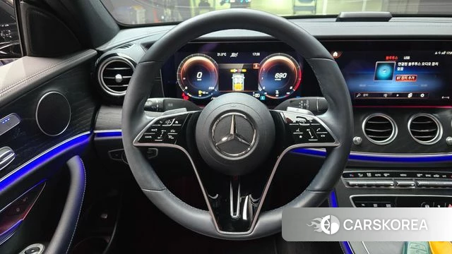 Mercedes-Benz E-Class W213 2022 Черный из Кореи, фото 4
