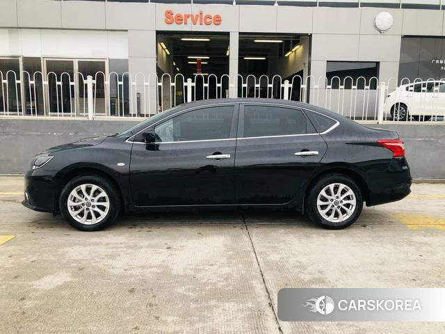 Nissan Sylphy 2023 Черный из Китая, фото 4