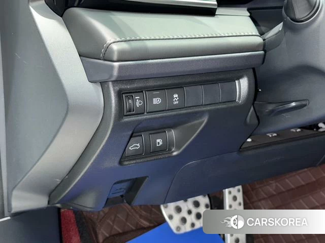 Toyota Camry 2025 Белый из Китая, фото 4