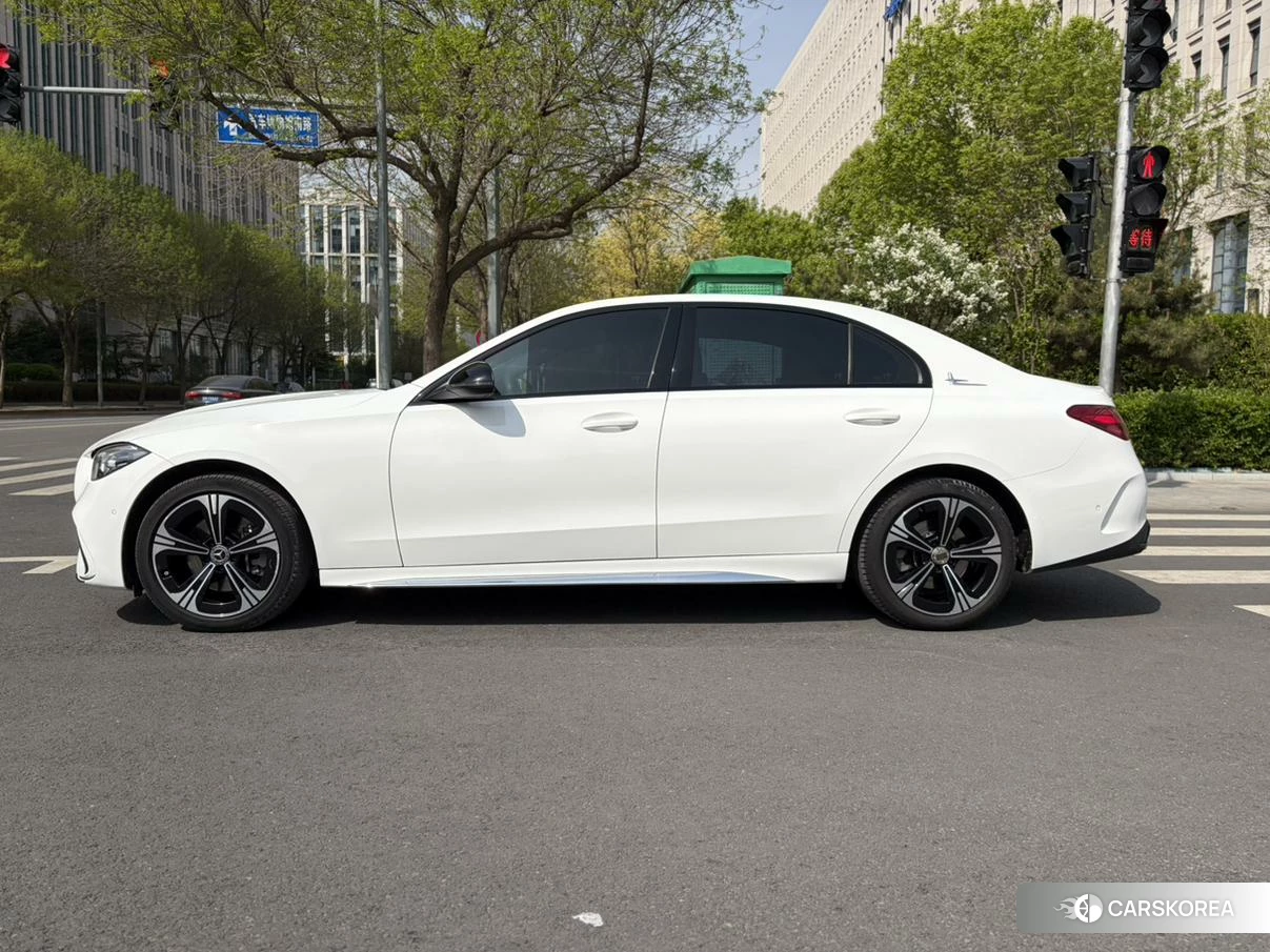 Mercedes-Benz C-class 2021 Белый из Китая, фото 4
