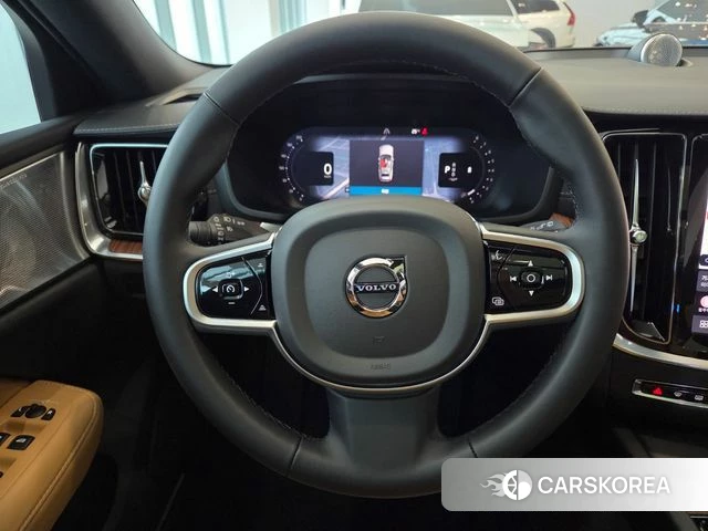Volvo V60 Cross-Country 2nd Generation 2026 Белый из Кореи, фото 4