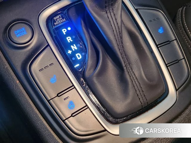 Hyundai Kona 2019 Белый двухцветный из Кореи, фото 4