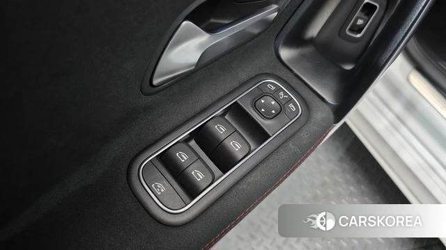 Mercedes-Benz CLA-Class C118 2024 Белый из Кореи, фото 4