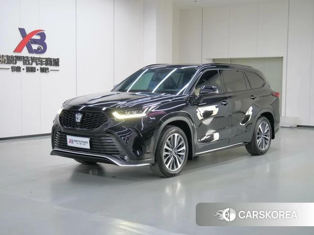 Toyota Crown 2025 Черный из Китая, фото 4