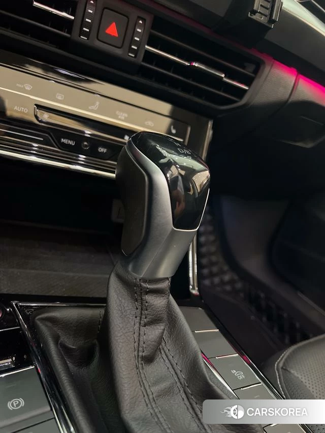 Volkswagen Passat 2023 Черный из Китая, фото 4