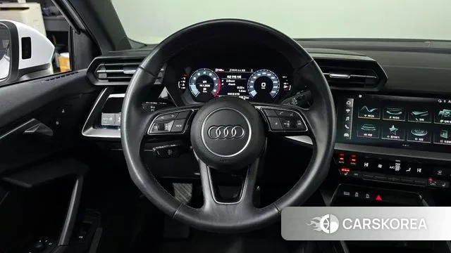 Audi A3 (8Y) 2022 Белый из Кореи, фото 4