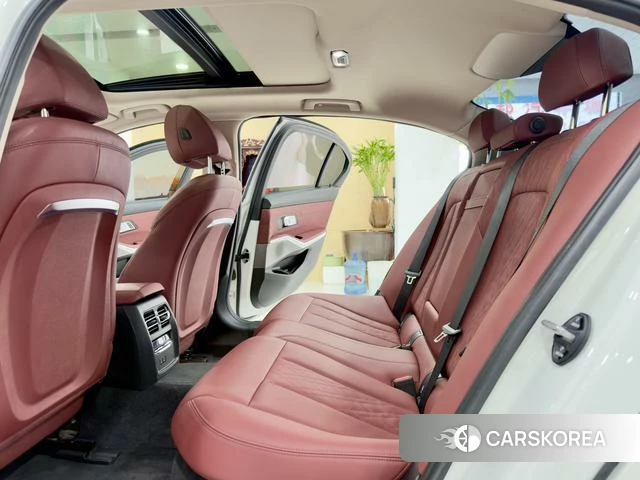 BMW i3 2023 Белый из Китая, фото 4
