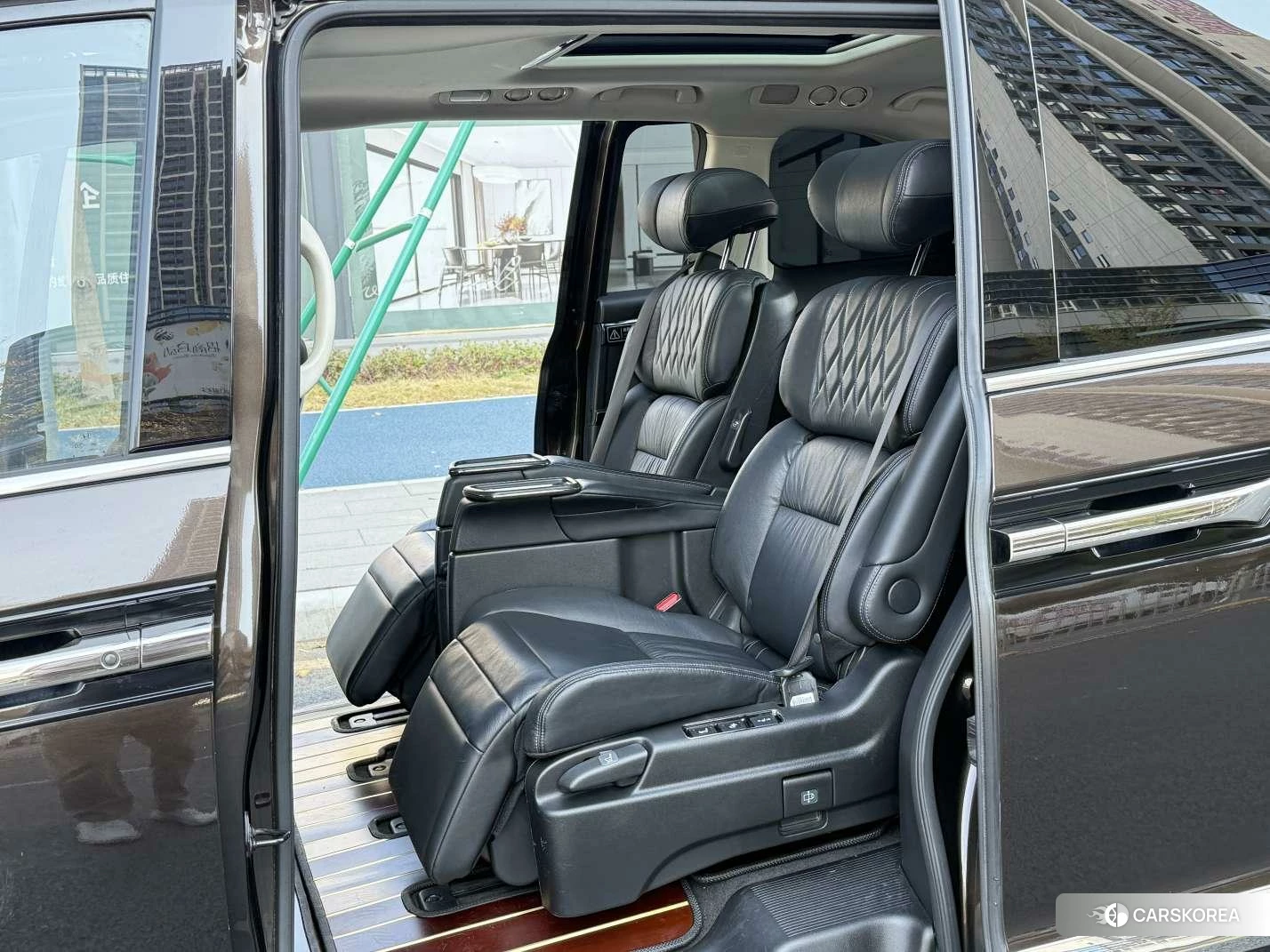 Honda Elysion 2019 Коричневый из Китая, фото 4