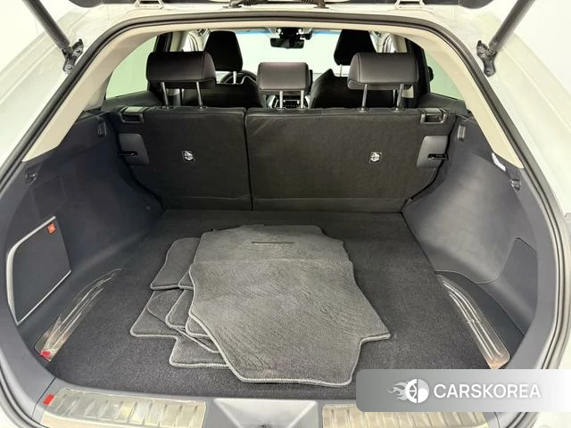 Toyota Venza 2022 Белый из Китая, фото 4