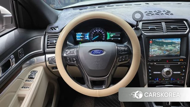 Ford Explorer 2018 Белый из Кореи, фото 4