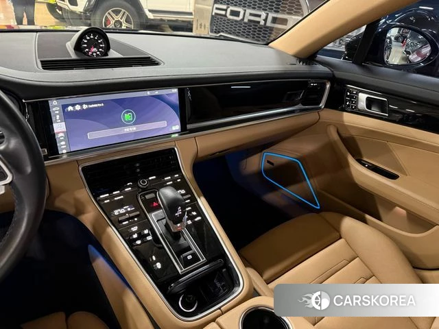 Porsche Panamera (971) 2018 Синий из Кореи, фото 4
