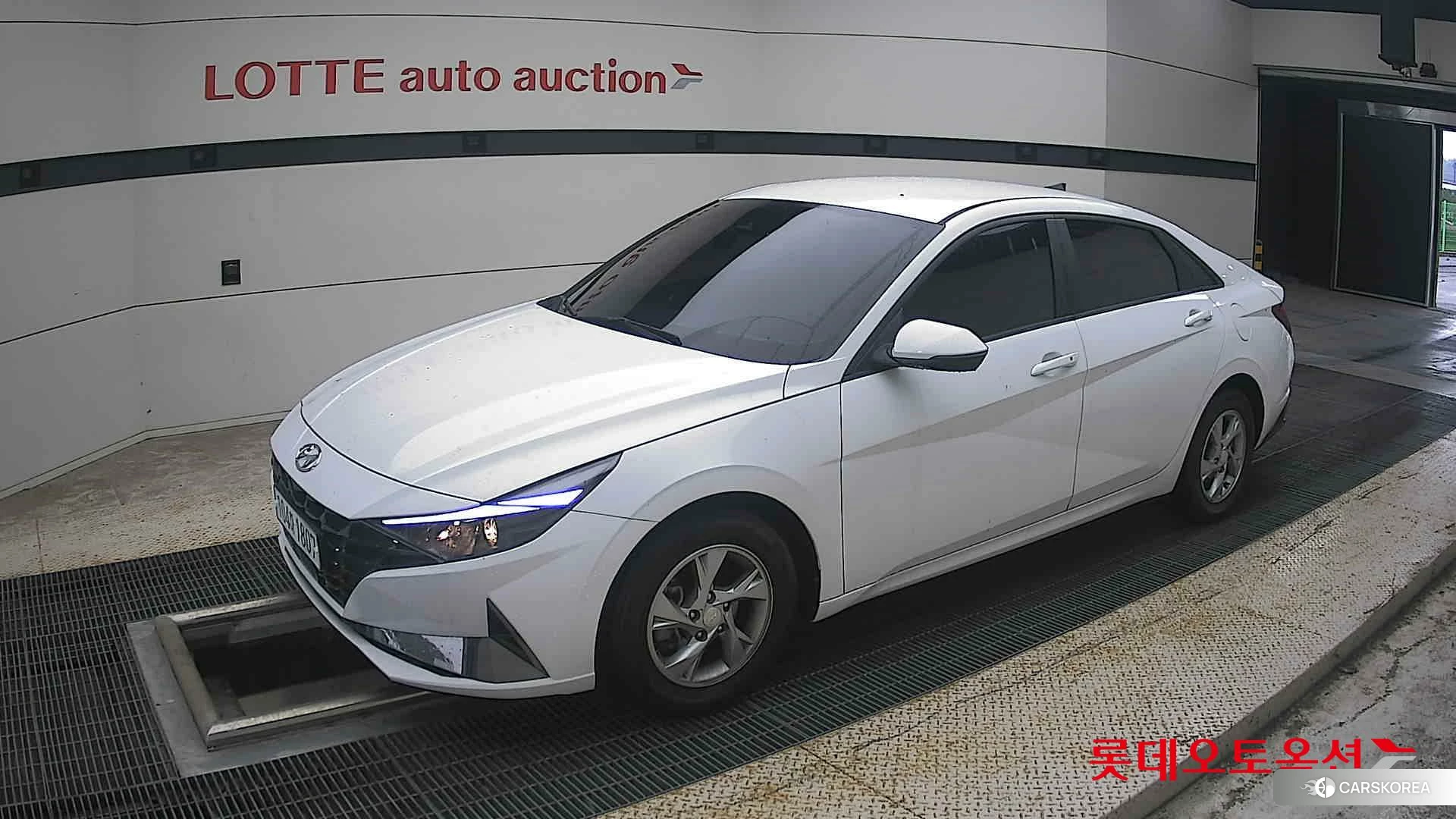 Hyundai Avante 2021 Polar White из Кореи, фото 4