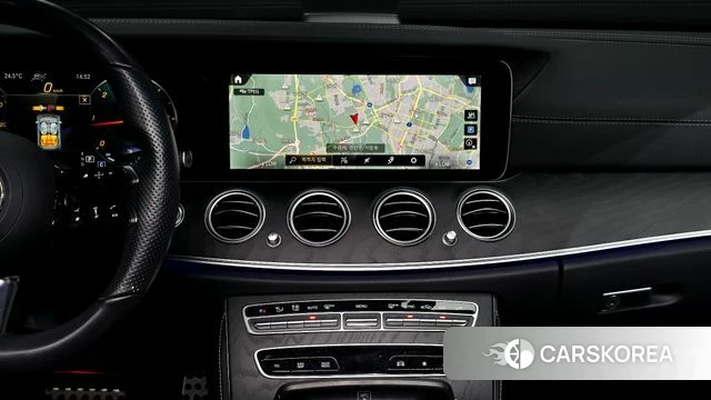 Mercedes-Benz E-Class W213 2022 Белый из Кореи, фото 4