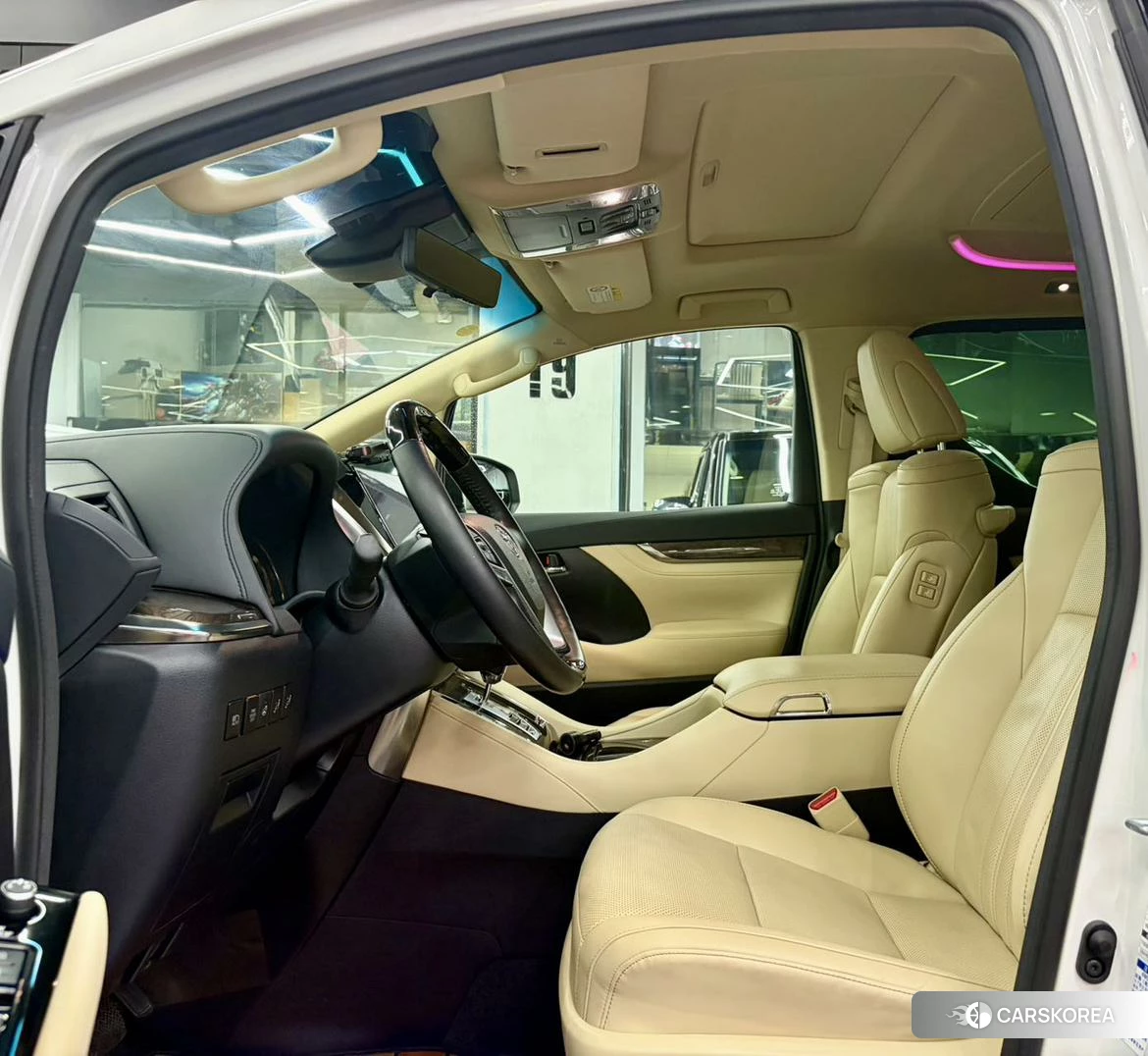 Toyota Vellfire 2021 Белый из Китая, фото 4