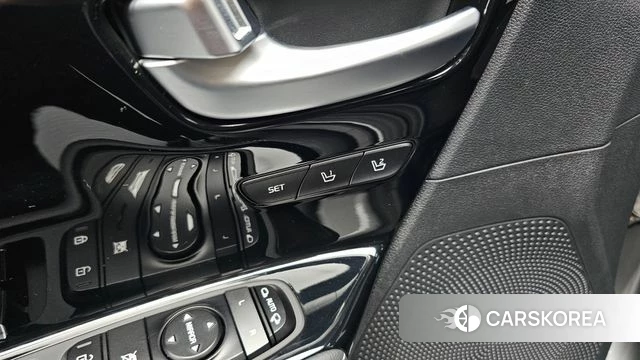 Kia Niro EV 2021 Серебряный из Кореи, фото 4