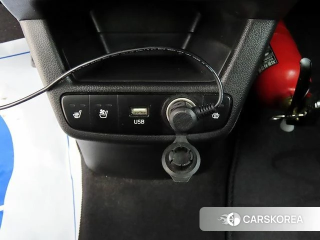 Kia The New Kia Ray 2023 Белый из Кореи, фото 4