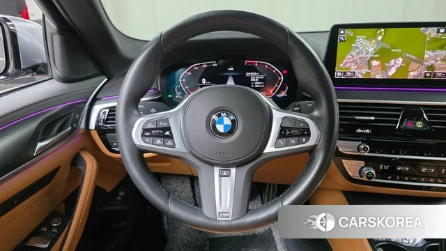 BMW 5 Series (G30) 2023 Серый из Кореи, фото 4