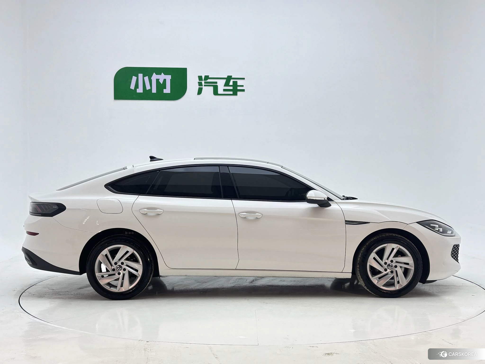 Volkswagen Lamando 2023 Белый из Китая, фото 4
