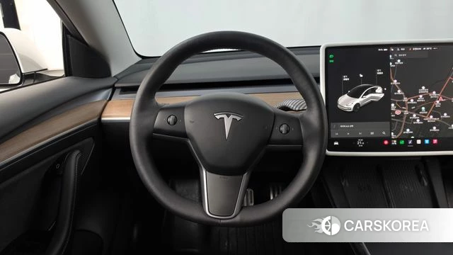 Tesla Model 3 2021 Белый из Кореи, фото 4