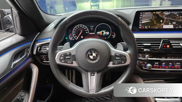 BMW 5 Series (G30) 2019 Белый из Кореи, фото 4