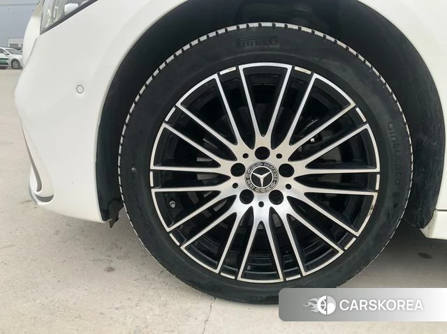 Mercedes-Benz C-class 2023 Белый из Китая, фото 4