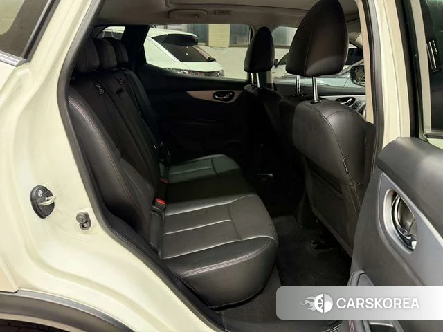 Nissan Qashqai 2023 Белый из Китая, фото 4