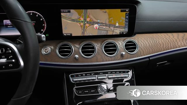 Mercedes-Benz E-Class W213 2019 Серый из Кореи, фото 4