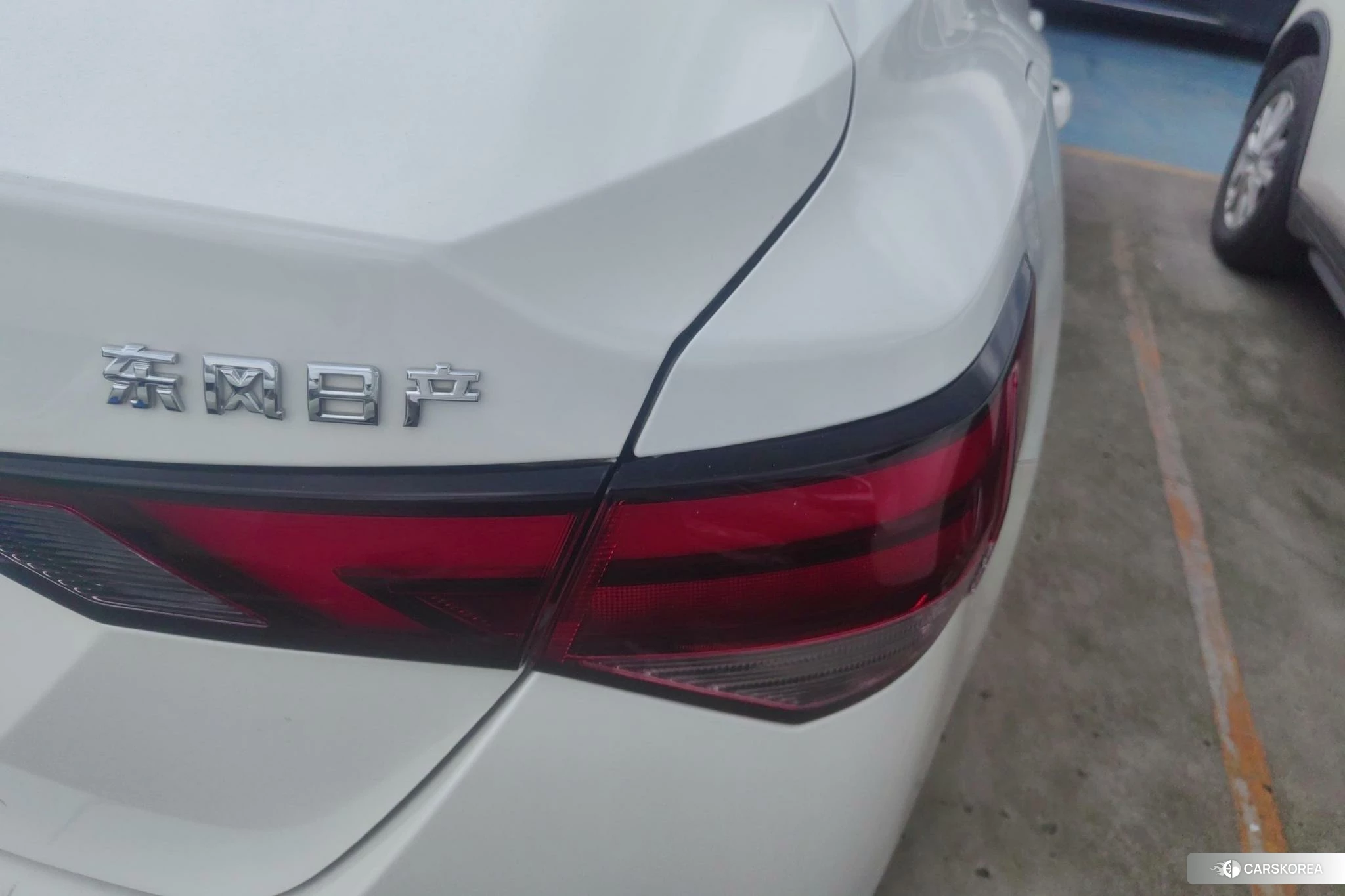 Nissan Sylphy 2023 Белый из Китая, фото 4