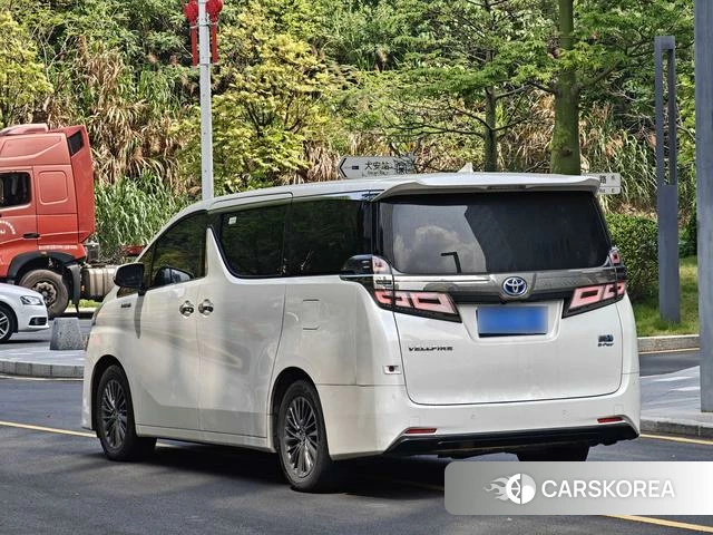 Toyota Vellfire 2021 Белый из Китая, фото 4