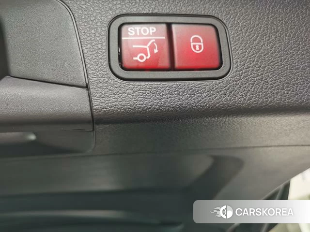 Mercedes-Benz GLS 2023 Черный из Китая, фото 4