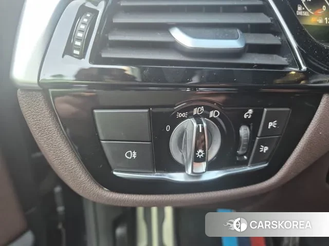 BMW 5 Series (G30) 2022 Синий из Кореи, фото 4