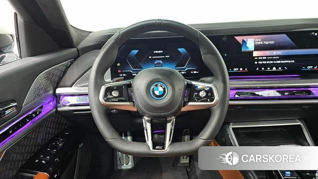 BMW i7 (G70) 2023 Черный из Кореи, фото 4