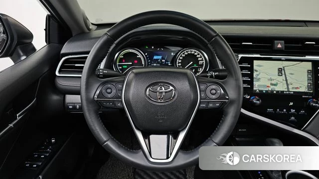 Toyota Camry (XV70) 2018 Песочный из Кореи, фото 4