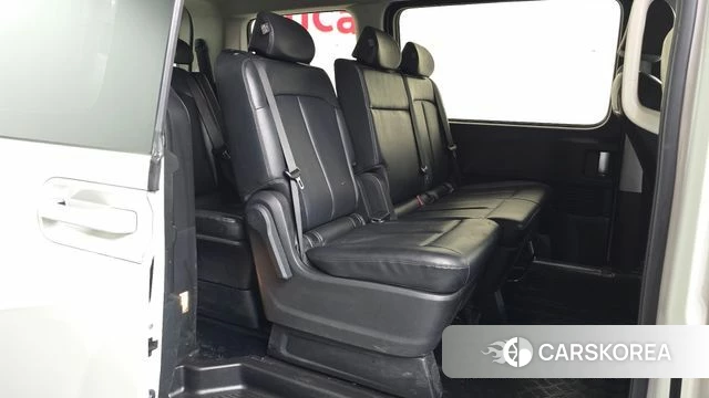 Hyundai Staria 2022 Белый из Кореи, фото 4