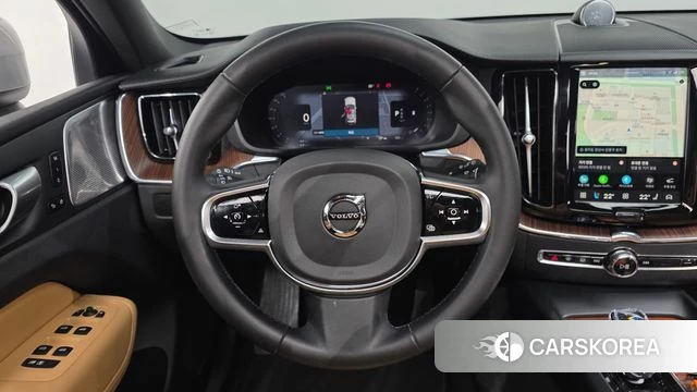 Volvo XC60 second Generation 2024 Серебряный из Кореи, фото 4
