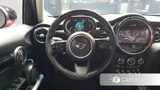 Mini Cooper S 2022 Красный из Кореи, фото 4