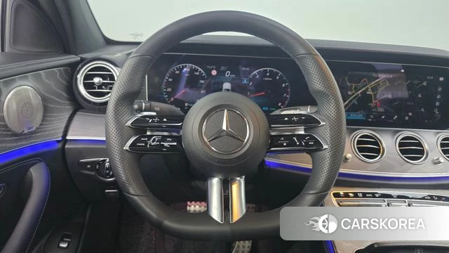 Mercedes-Benz E-Class W213 2022 Серебряный из Кореи, фото 4