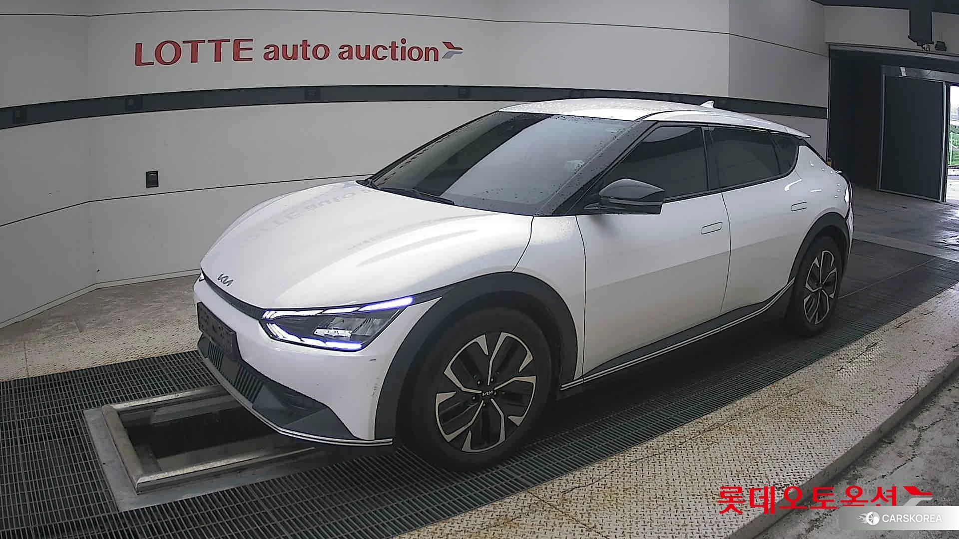 Kia EV6 2022 Белый из Кореи, фото 4