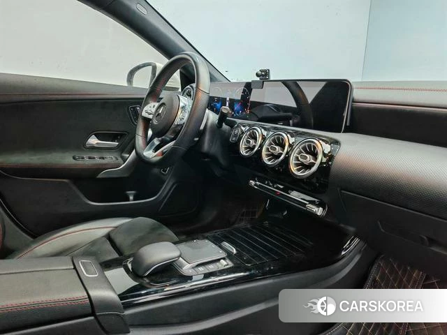 Mercedes-Benz CLA 2020 Белый из Китая, фото 4