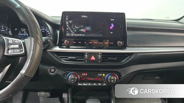 Kia The New K3 2nd generation 2021 Белый из Кореи, фото 4