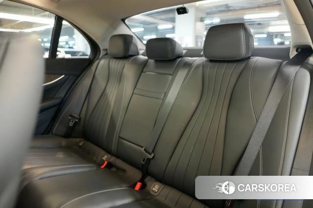 Mercedes-Benz E-Class W213 2019 Серый из Кореи, фото 4